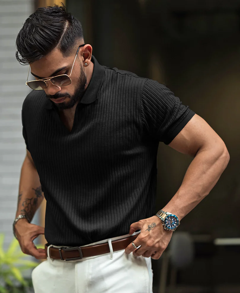 Black Regular Fit Half Sleeves T-shirt - Image 2