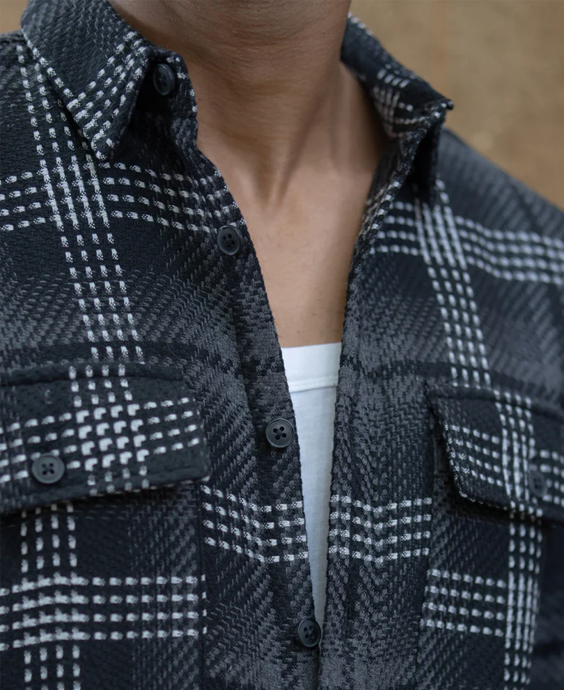 Black Structured Double Pockets Checked Shirt - Image 3