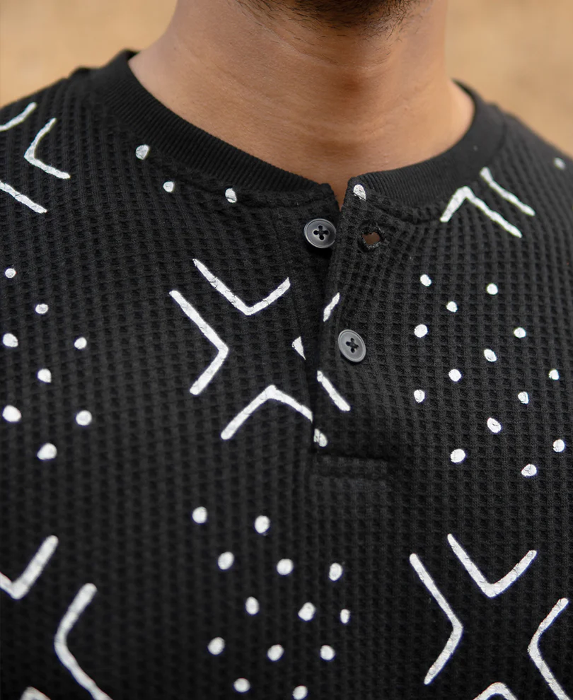 Black Structured Printed Henley T-Shirt - Image 3