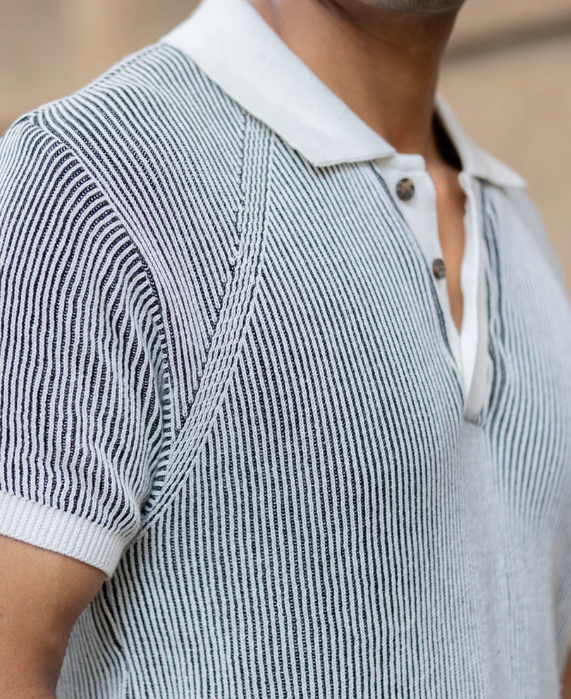 Black & White Knit T-Shirt 100% Cotton - Image 4