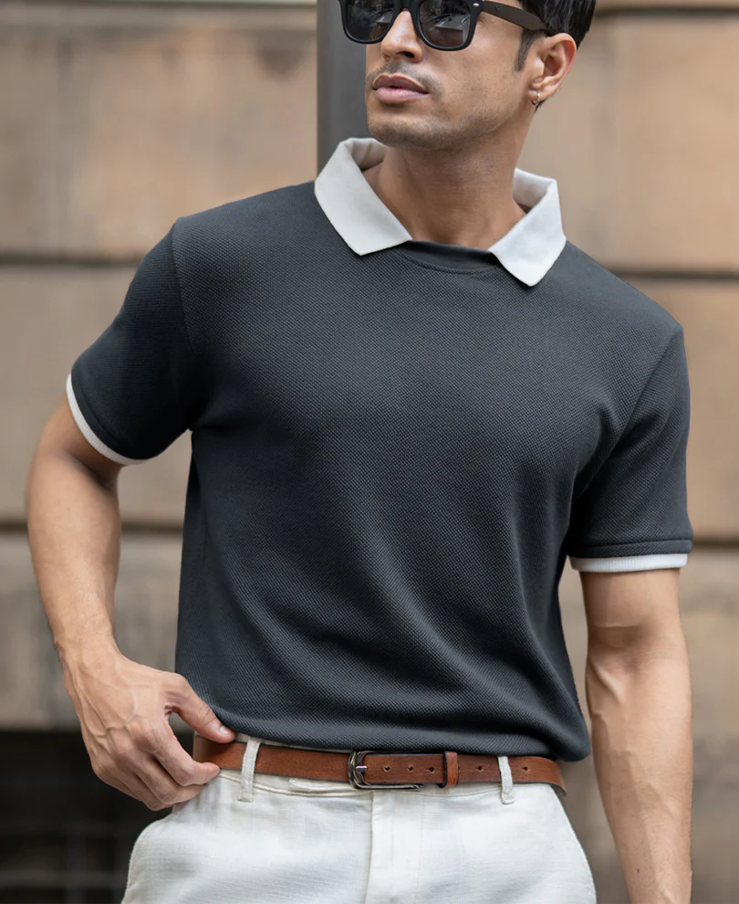 Blue Contrast Collar Knit T-Shirt - Image 2