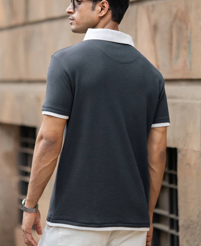 Blue Contrast Collar Knit T-Shirt - Image 4
