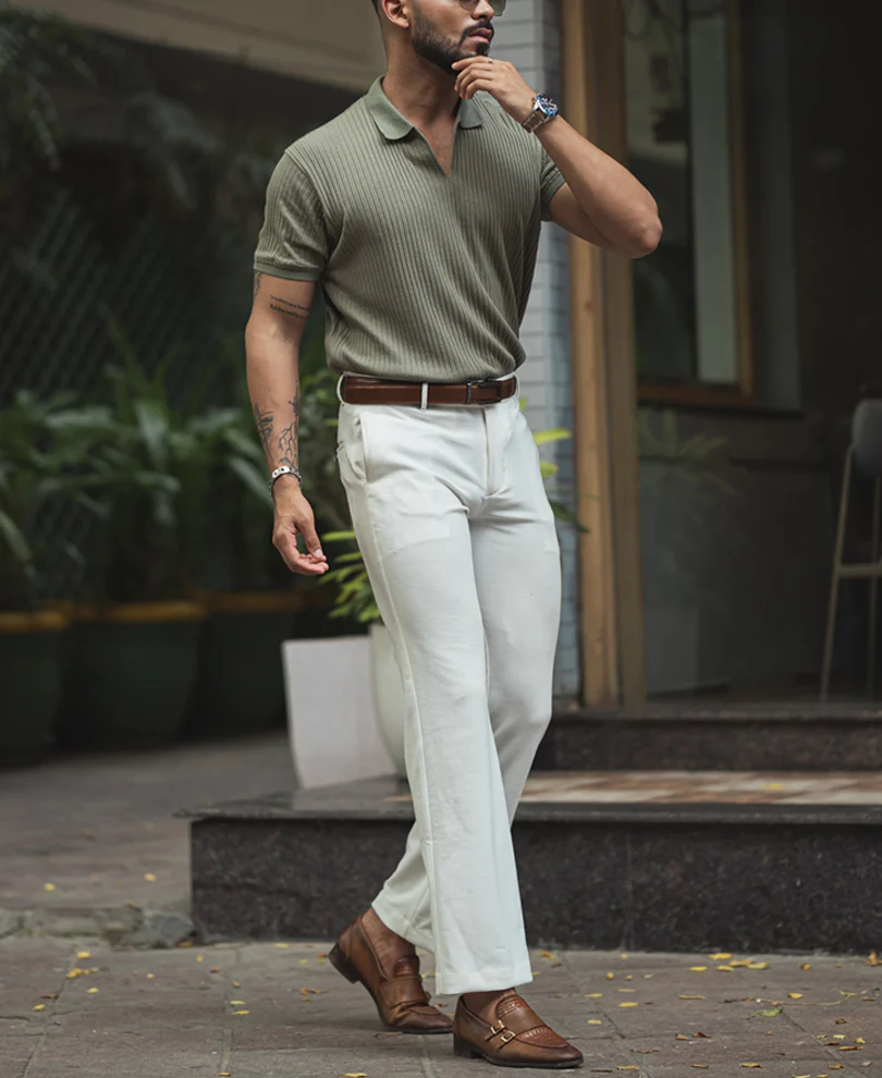 Green Solid Structured Regular Fit Half Sleeve T-Shirt - Image 5