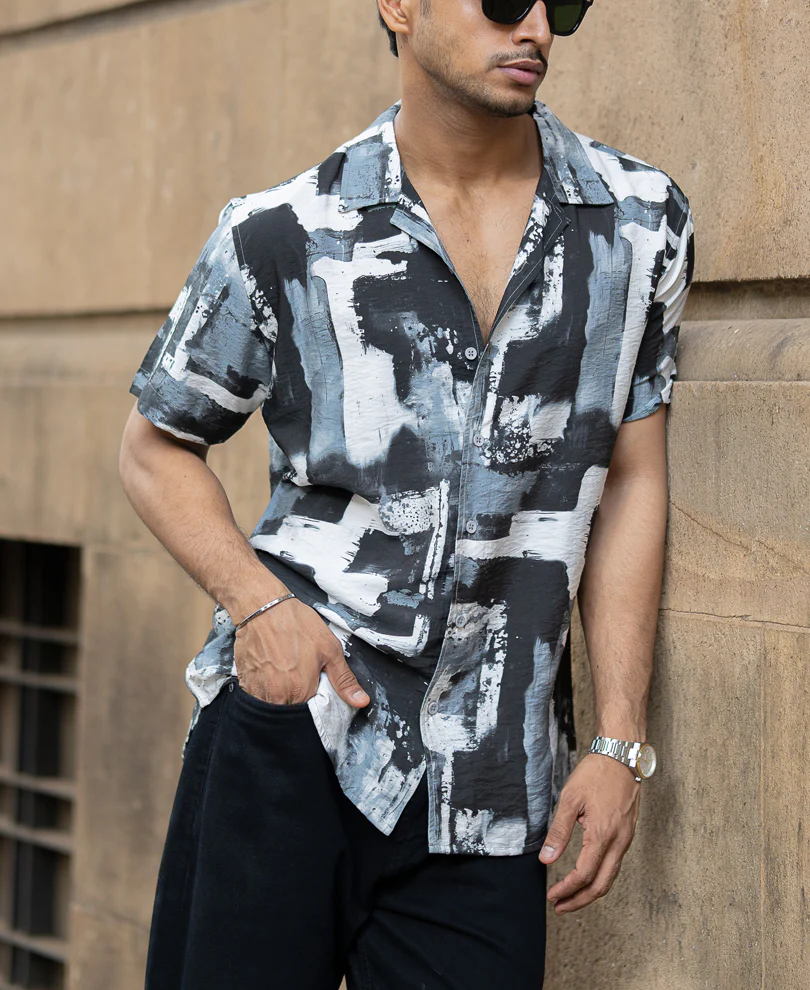 Grey Lightweight Printed Regular Fit Half Sleeves Shirt - Image 3