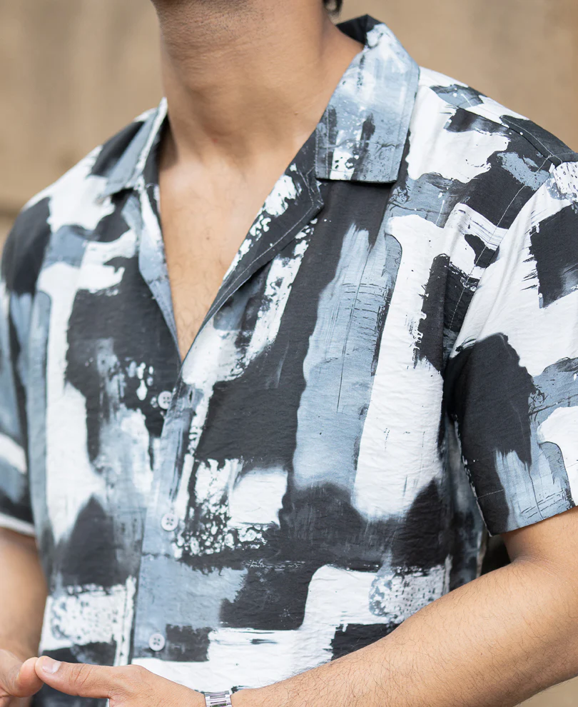 Grey Lightweight Printed Regular Fit Half Sleeves Shirt - Image 4