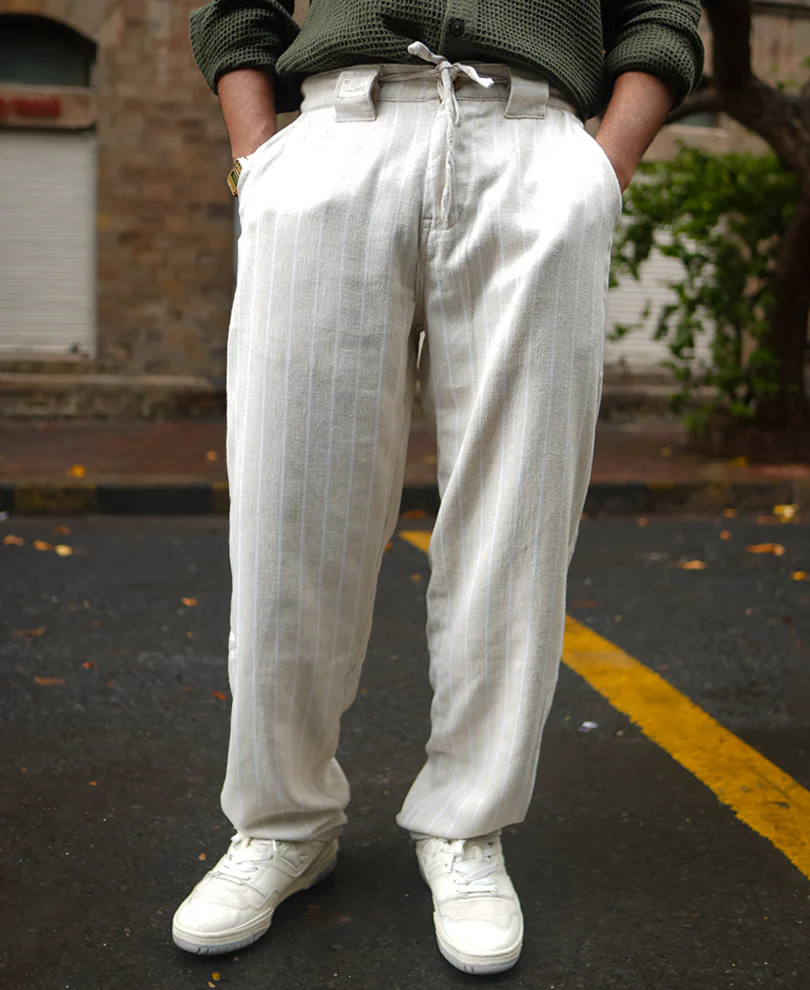 Off White and Beige Baggy Fit Pant - Image 3