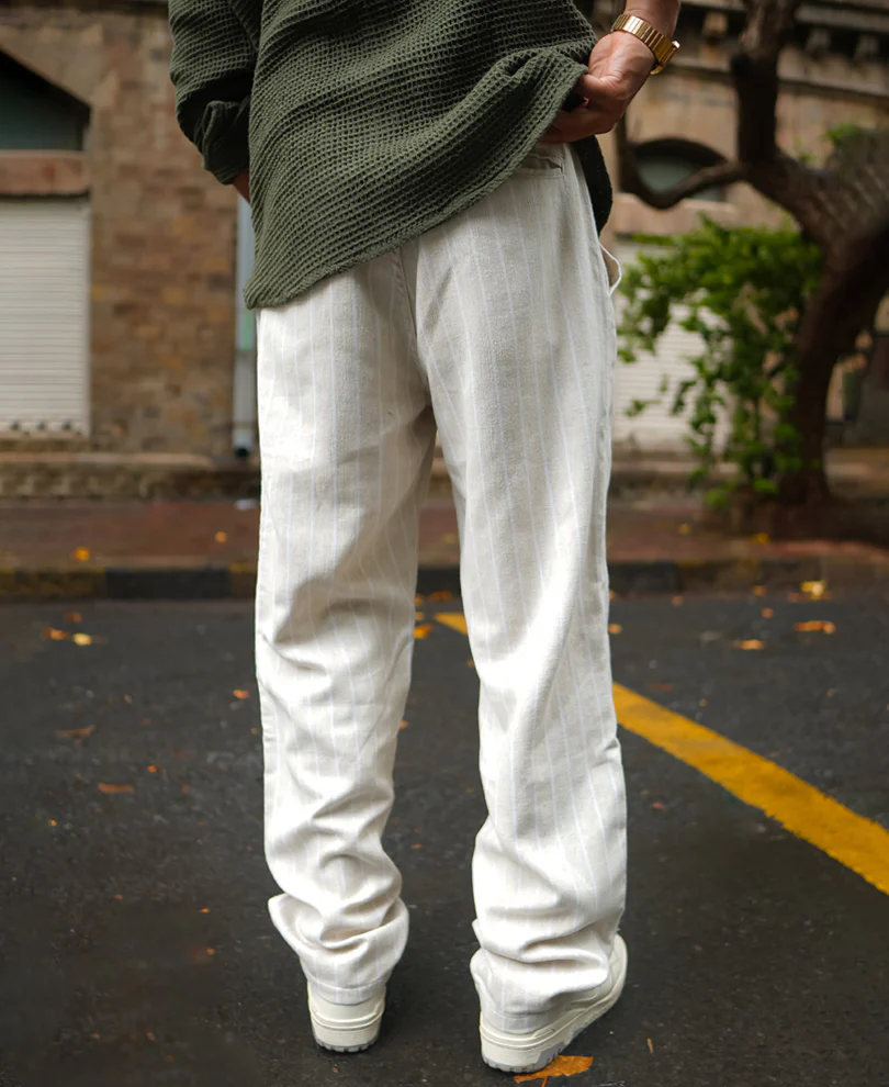 Off White and Beige Baggy Fit Pant - Image 5