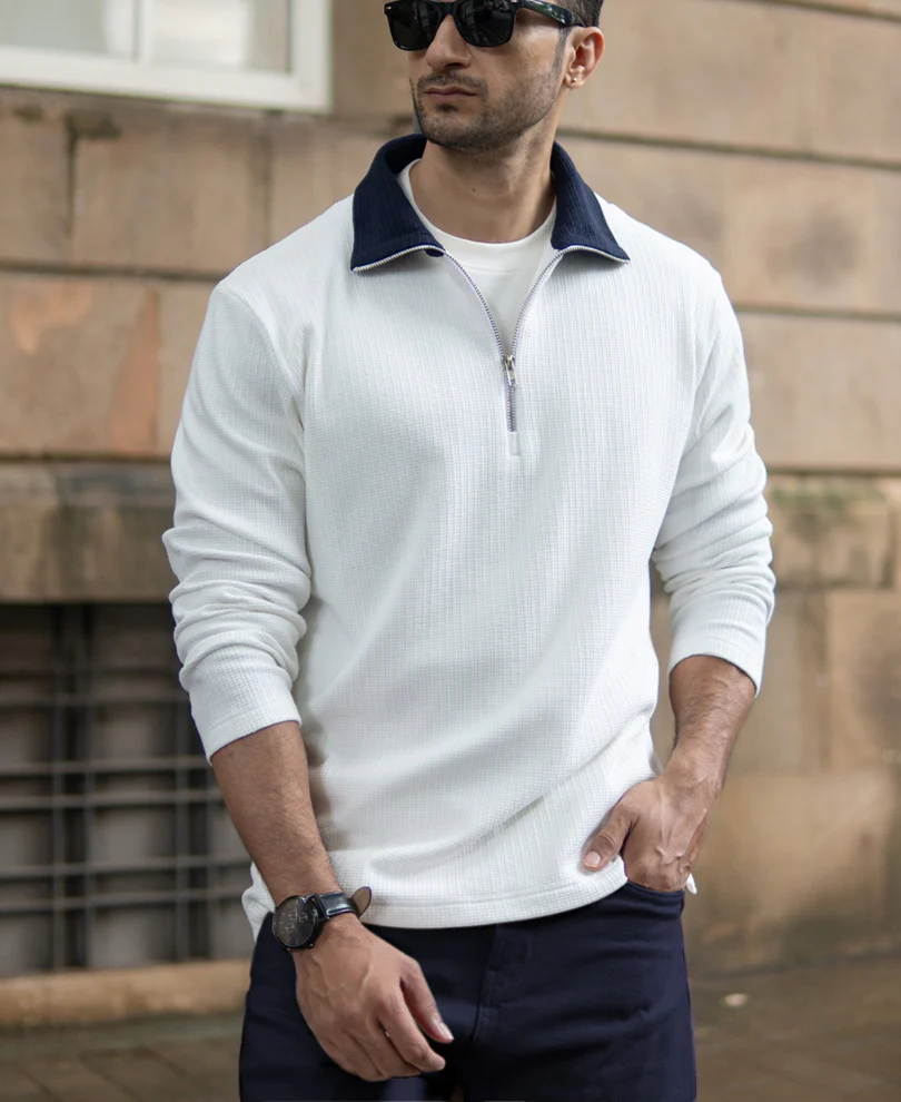 Off White Contrast Collar Zipper T-Shirt - Image 2