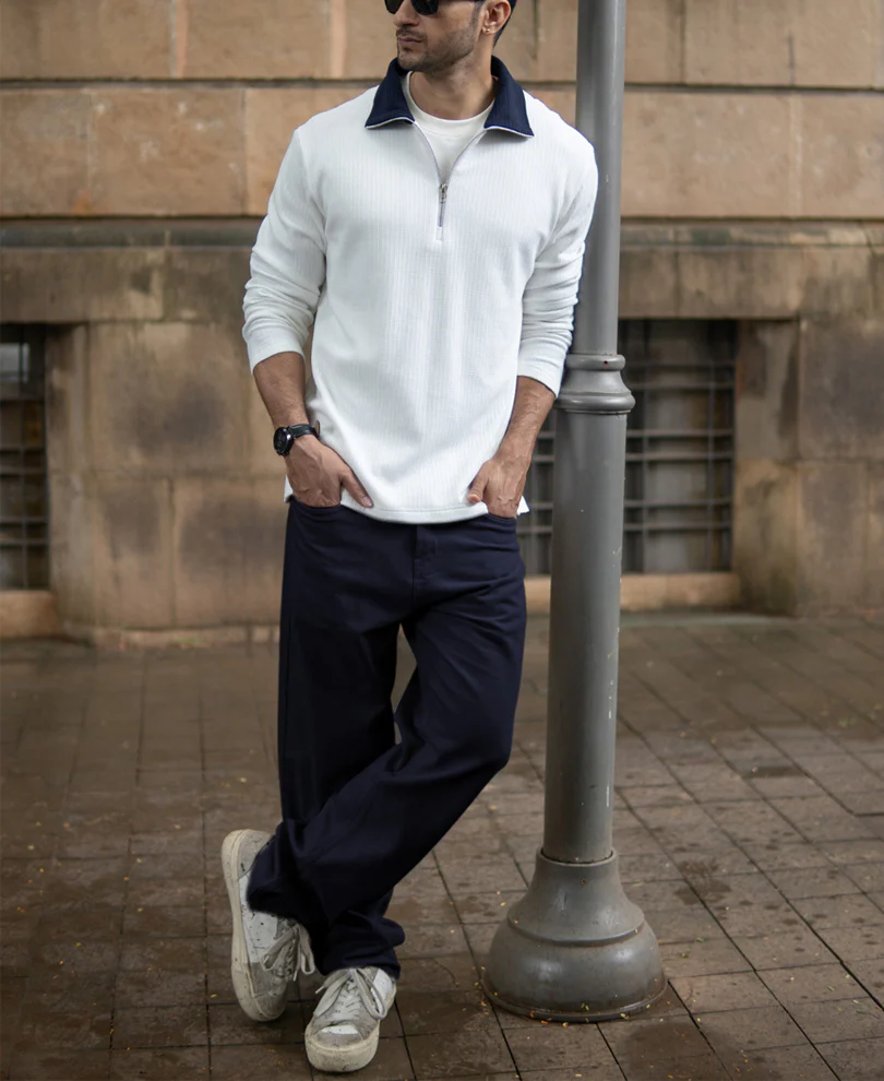 Off White Contrast Collar Zipper T-Shirt - Image 6