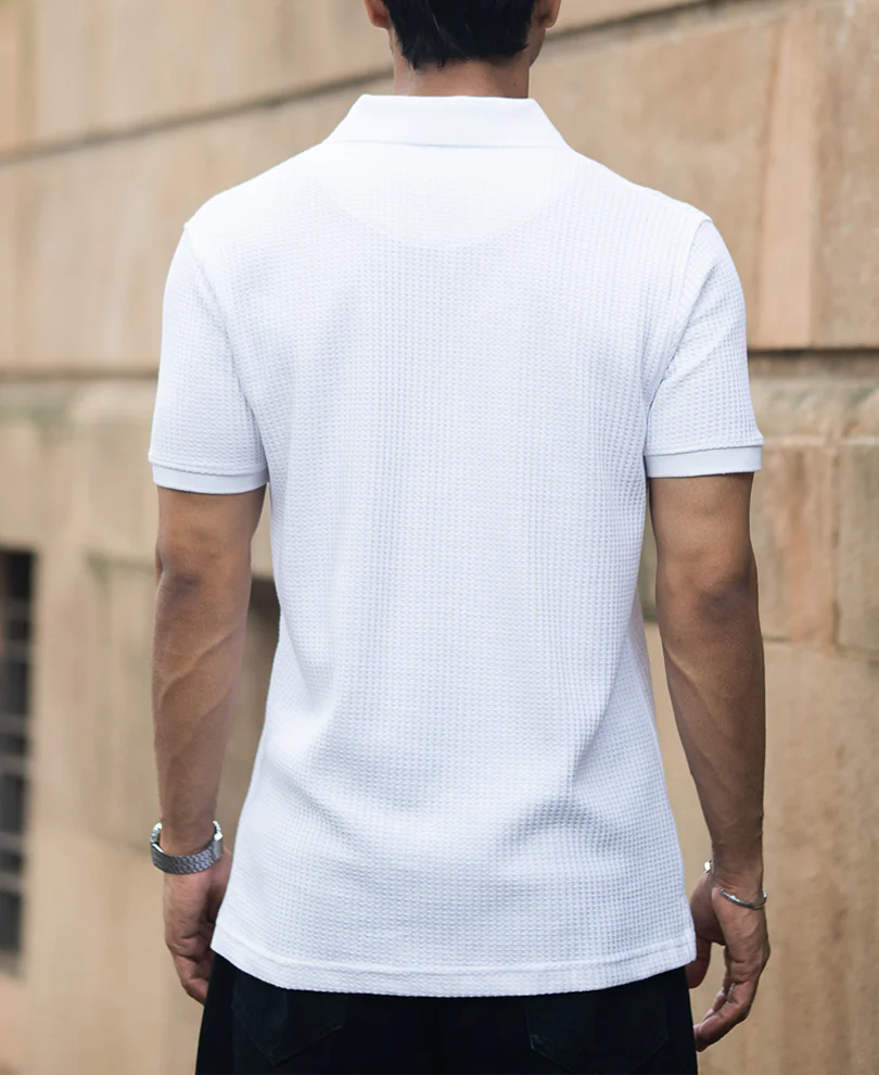 Off-White Waffle Regular Fit Half Sleeves T-Shirt - Image 5